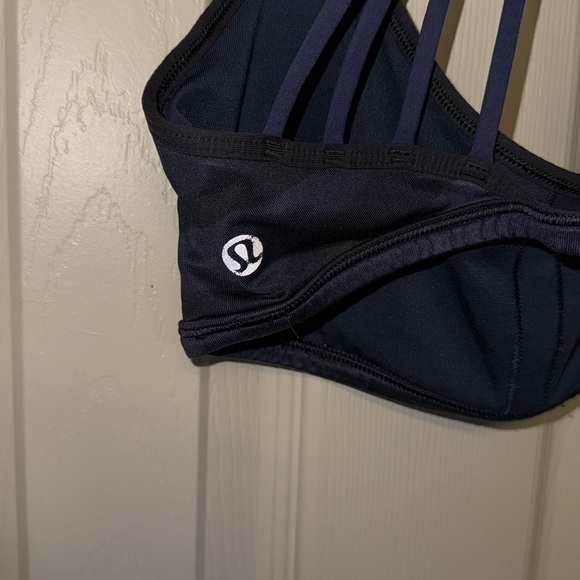 Lululemon blue camo bra - Picture 3 of 5